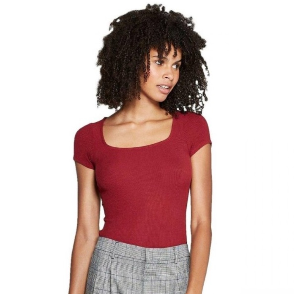 Square Neck Short Sleeve Maroon Bodysuit Medium